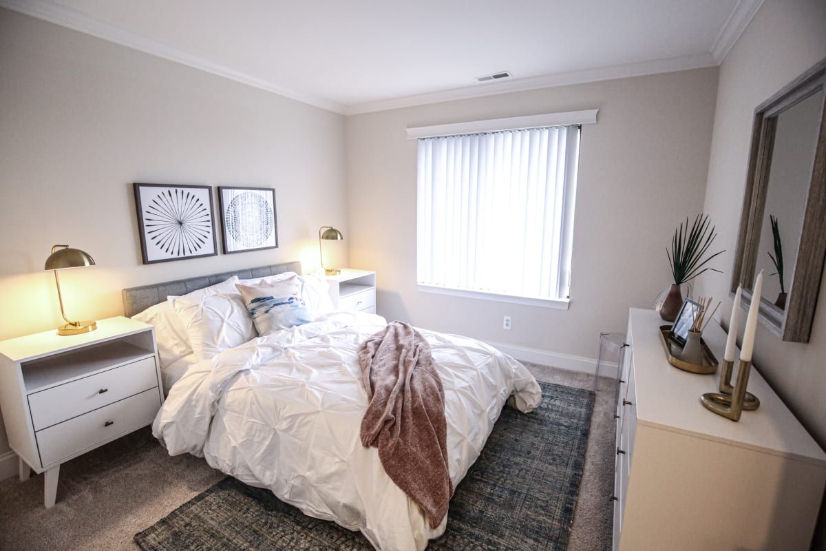 River Oaks West Apartments in Novi, MI Photos and videos